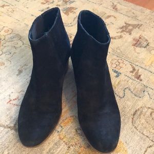 Black suede Vince ankle boots sz 8 1/2